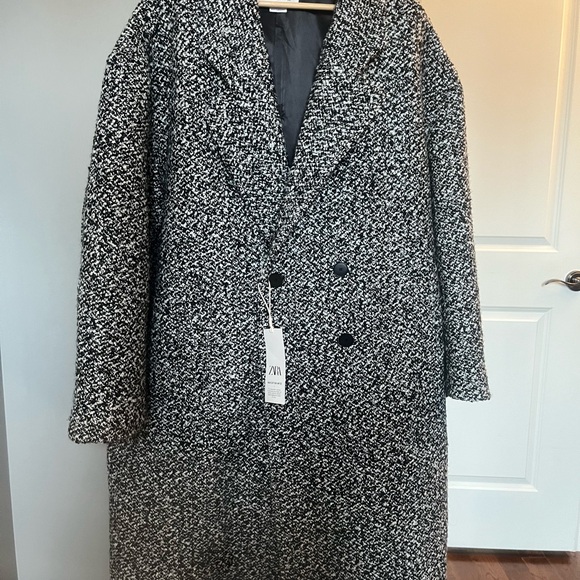 Zara Black and White Double Breast Coat - Picture 2 of 3